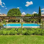 Las Huertas - Modern Accommodation in Madrid Conde Orgaz